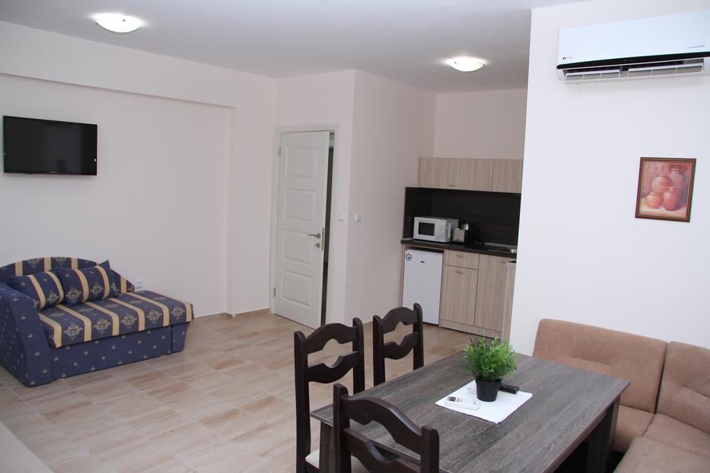 Capuccino Guest Apartments - Free Parking And Wi-Fi Slantschew brjag Exterior foto